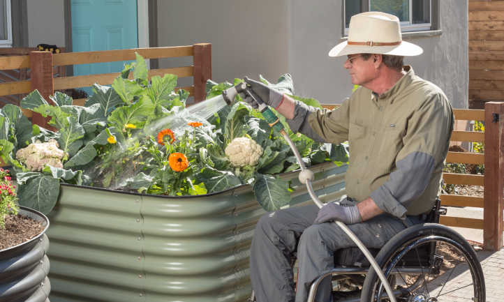 Jardinería en silla de ruedas