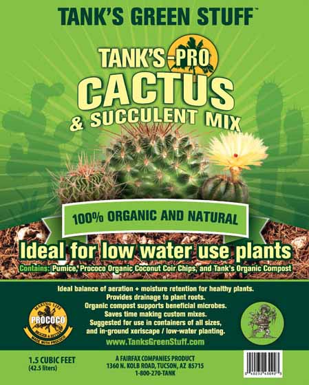 Una imagen vertical de primer plano del empaque de Tank's-Pro Cactus and Succulent Mix.