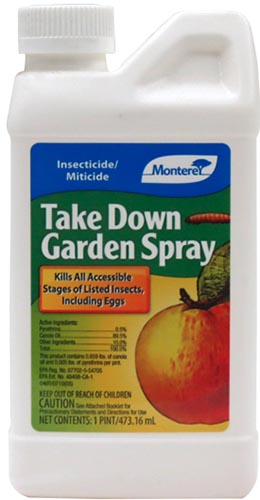 Una imagen vertical de primer plano del empaque de Monterey Take Down Garden Spray, un insecticida para uso en cultivos de hortalizas.